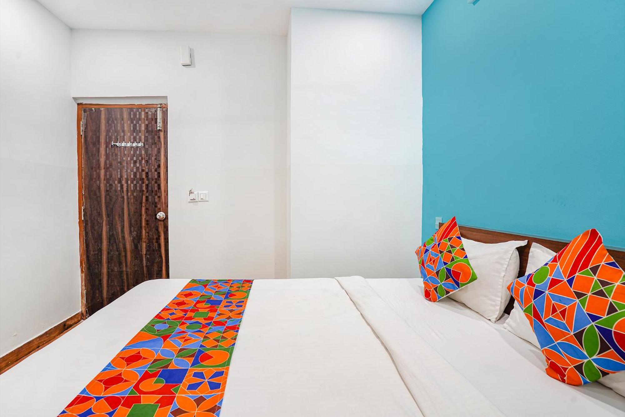 Fabhotel Rlv Green Palace - Nr Kengeri Satellite Town Бангалор Экстерьер фото