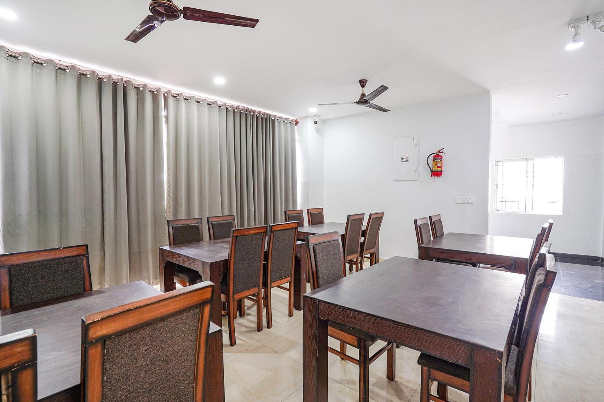 Fabhotel Rlv Green Palace - Nr Kengeri Satellite Town Бангалор Экстерьер фото