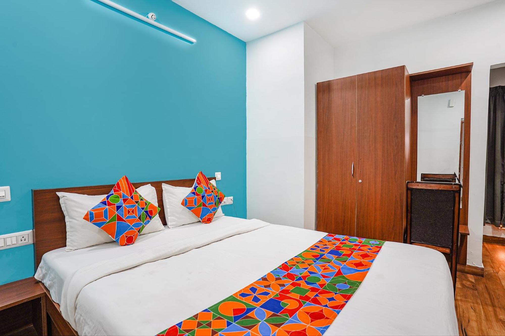 Fabhotel Rlv Green Palace - Nr Kengeri Satellite Town Бангалор Экстерьер фото