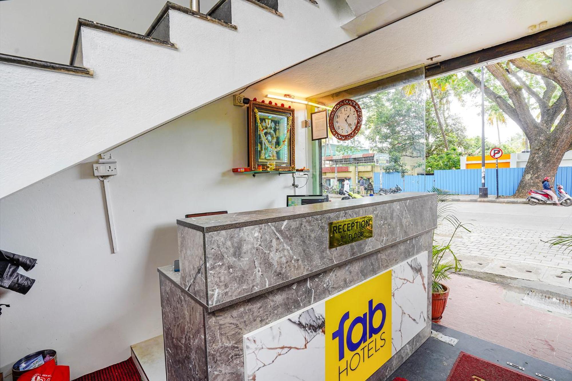 Fabhotel Rlv Green Palace - Nr Kengeri Satellite Town Бангалор Экстерьер фото