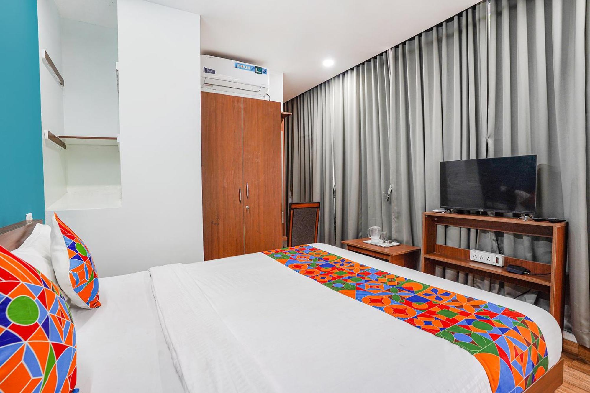 Fabhotel Rlv Green Palace - Nr Kengeri Satellite Town Бангалор Экстерьер фото