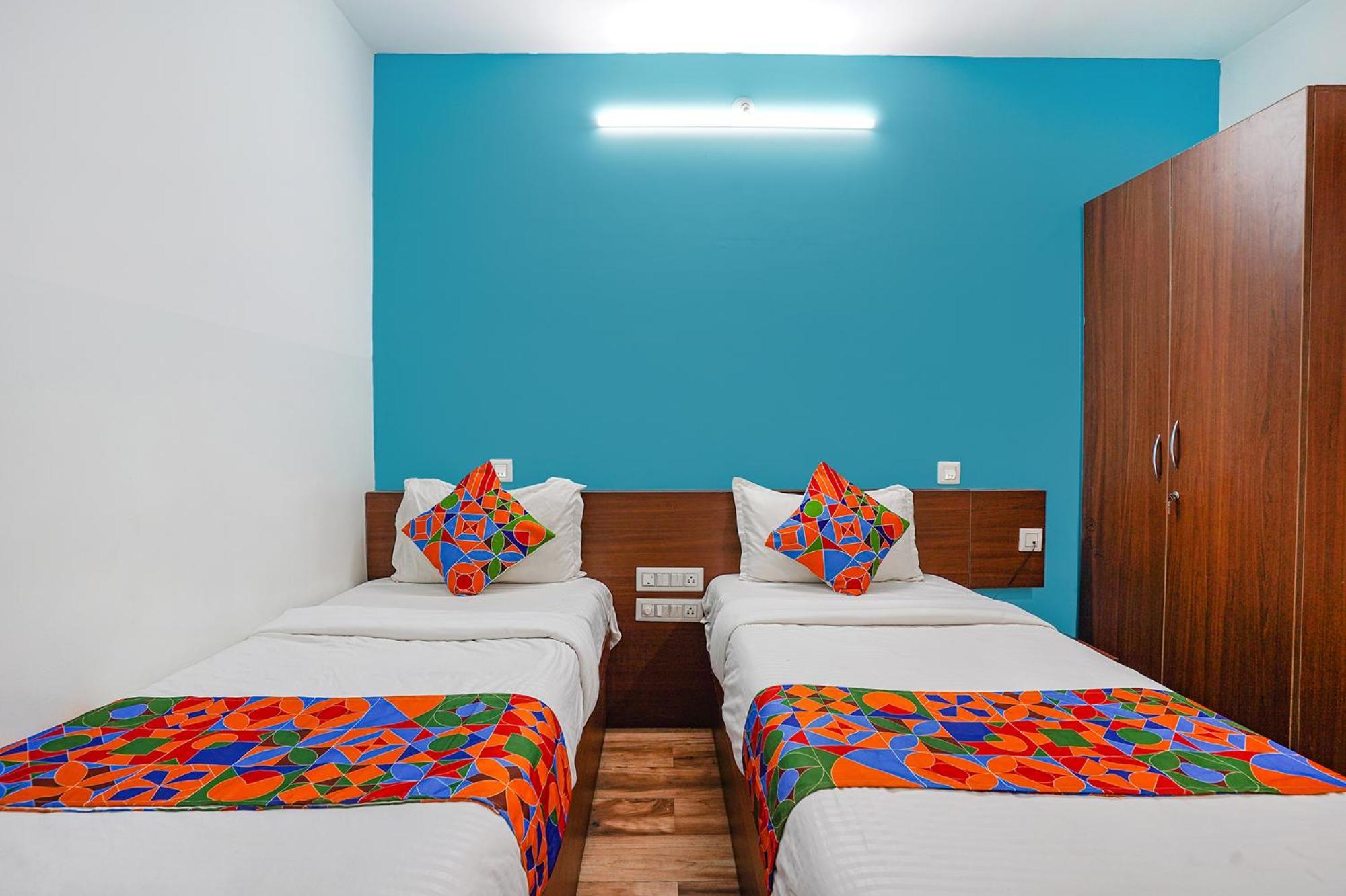 Fabhotel Rlv Green Palace - Nr Kengeri Satellite Town Бангалор Экстерьер фото